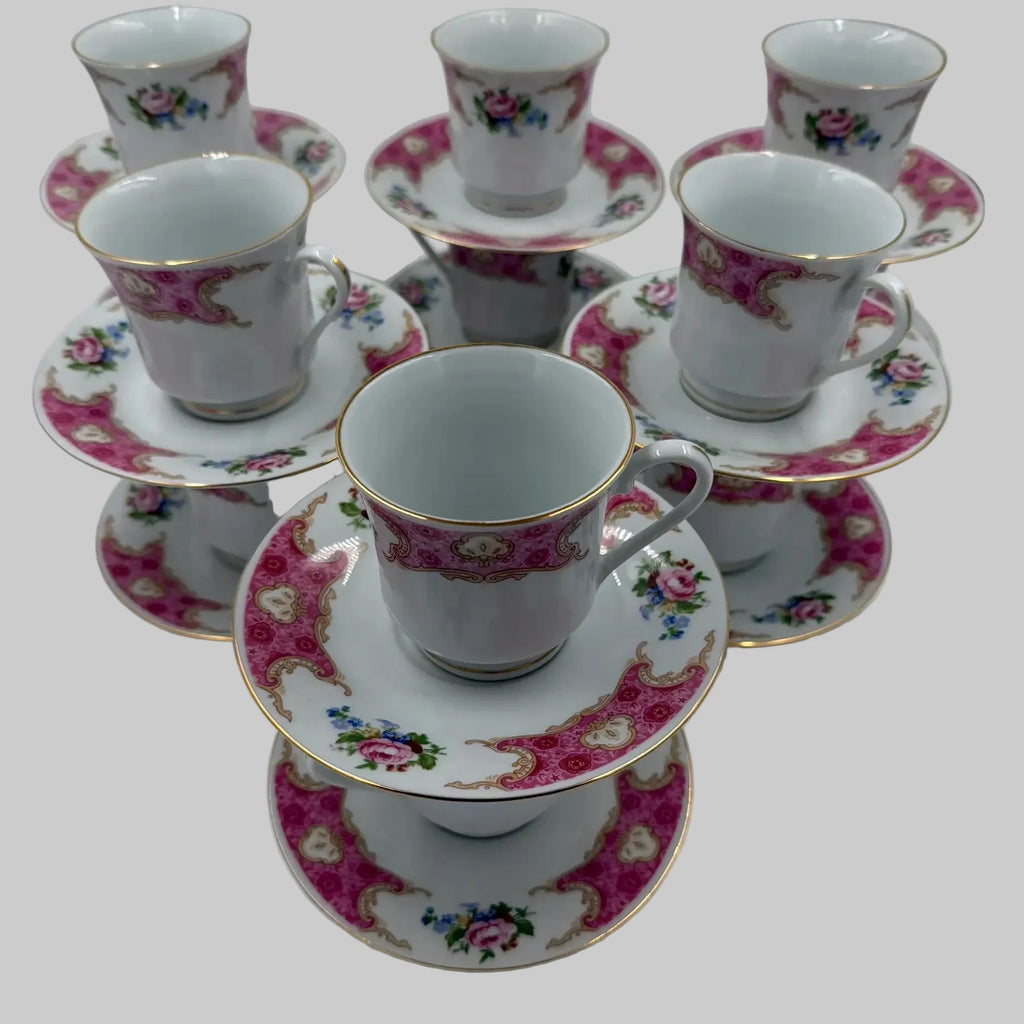 1990s Remington Red Sea Fine China Set With 12 Place Settings - 67 Piece