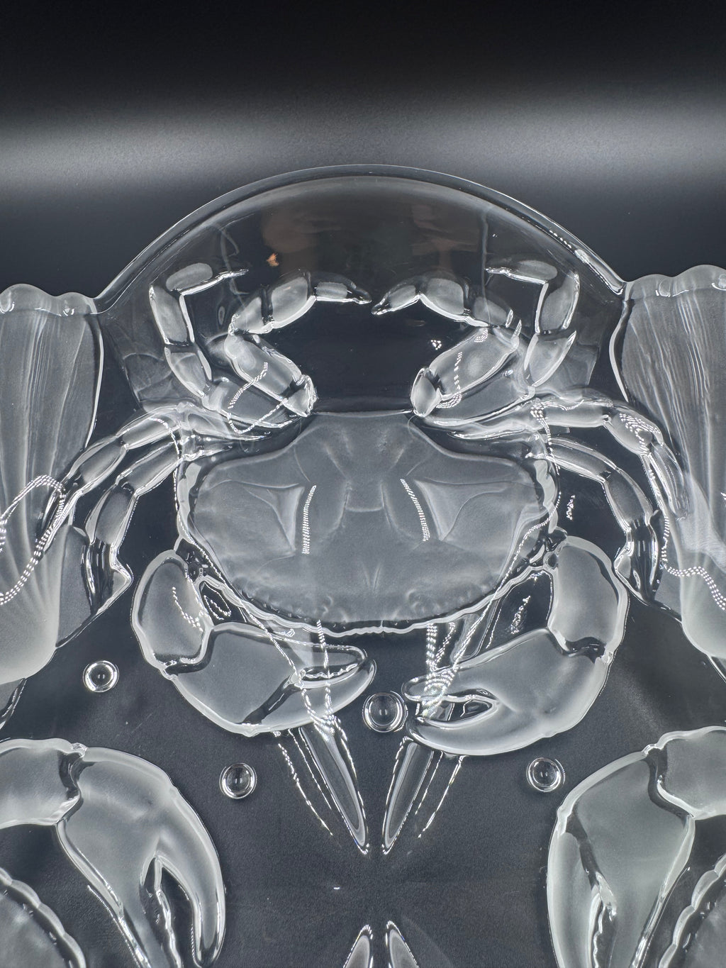 Mikasa “Sea Fare” Crystal Crab & Scallop Bowl – Coastal Centerpiece - Clear and Frosted Glass