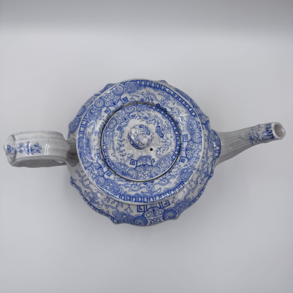 Antique Staffordshire Blue Willow Transferware Teapot | English Regency Period c.1815–1835