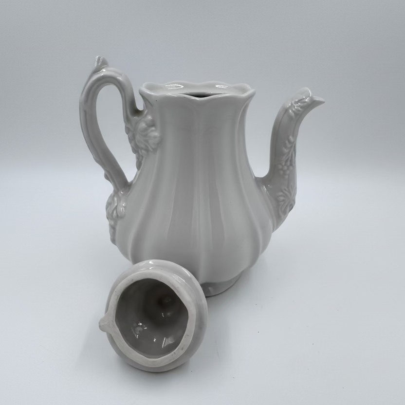 Red Cliff Ironstone Fine China — Grape Pattern Coffee Pot with Lid