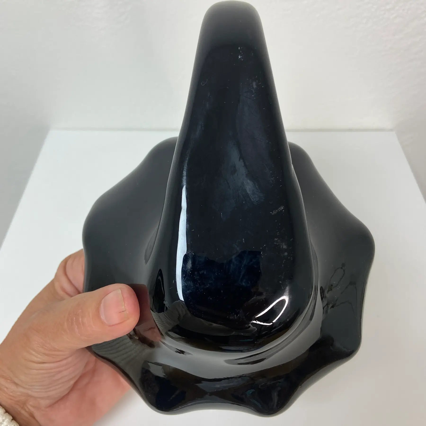 Black Amethyst Blown Glass Swan Bowl - Vase