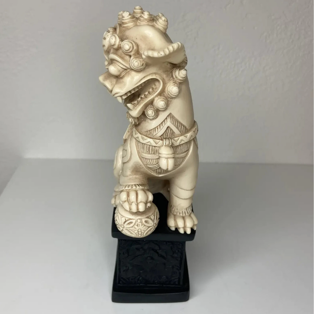 Chinese Resin Foo Dog Guardian Lion Statue on Carved Base