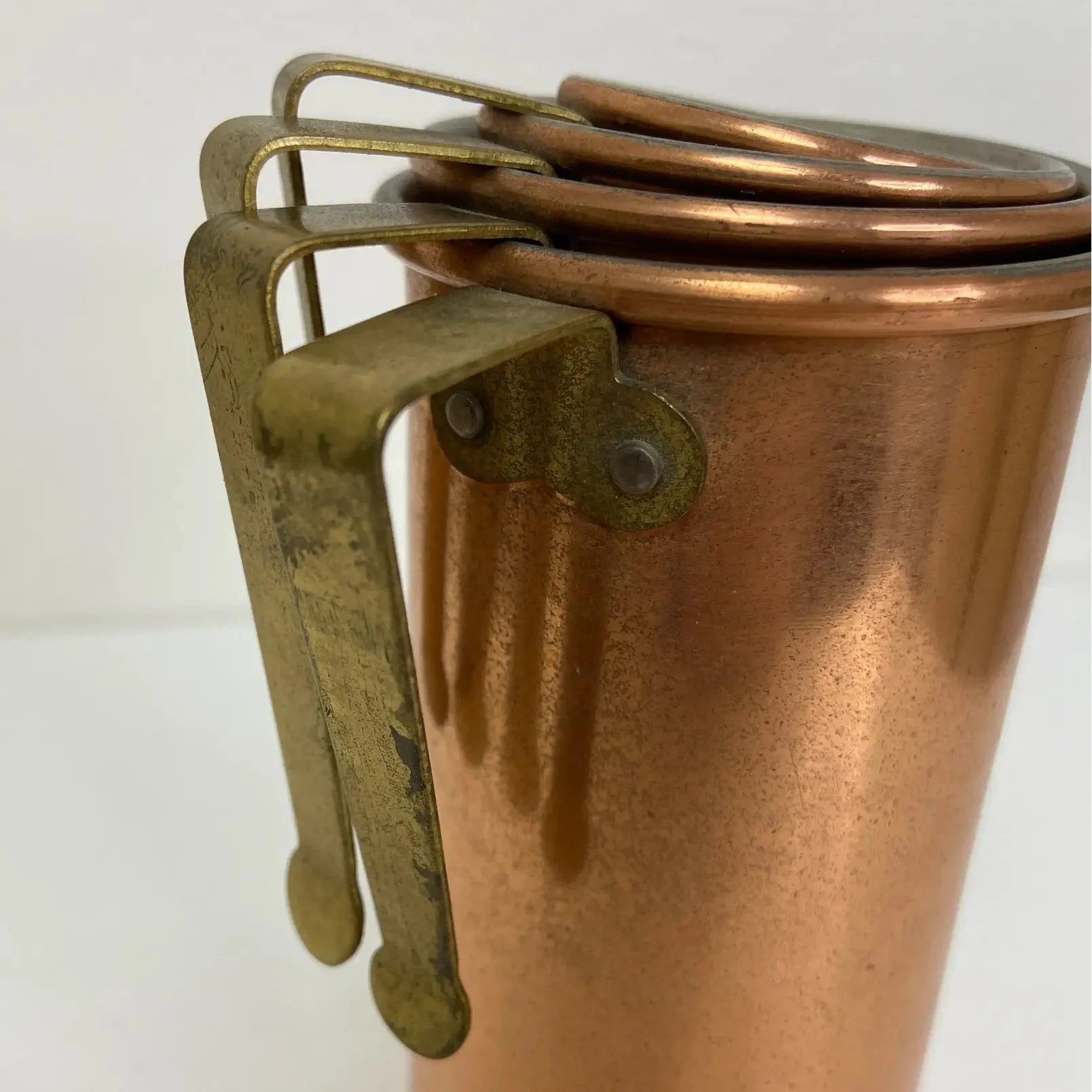 B & M Duoro Copper and Brass Measuring Cups – Set of 4