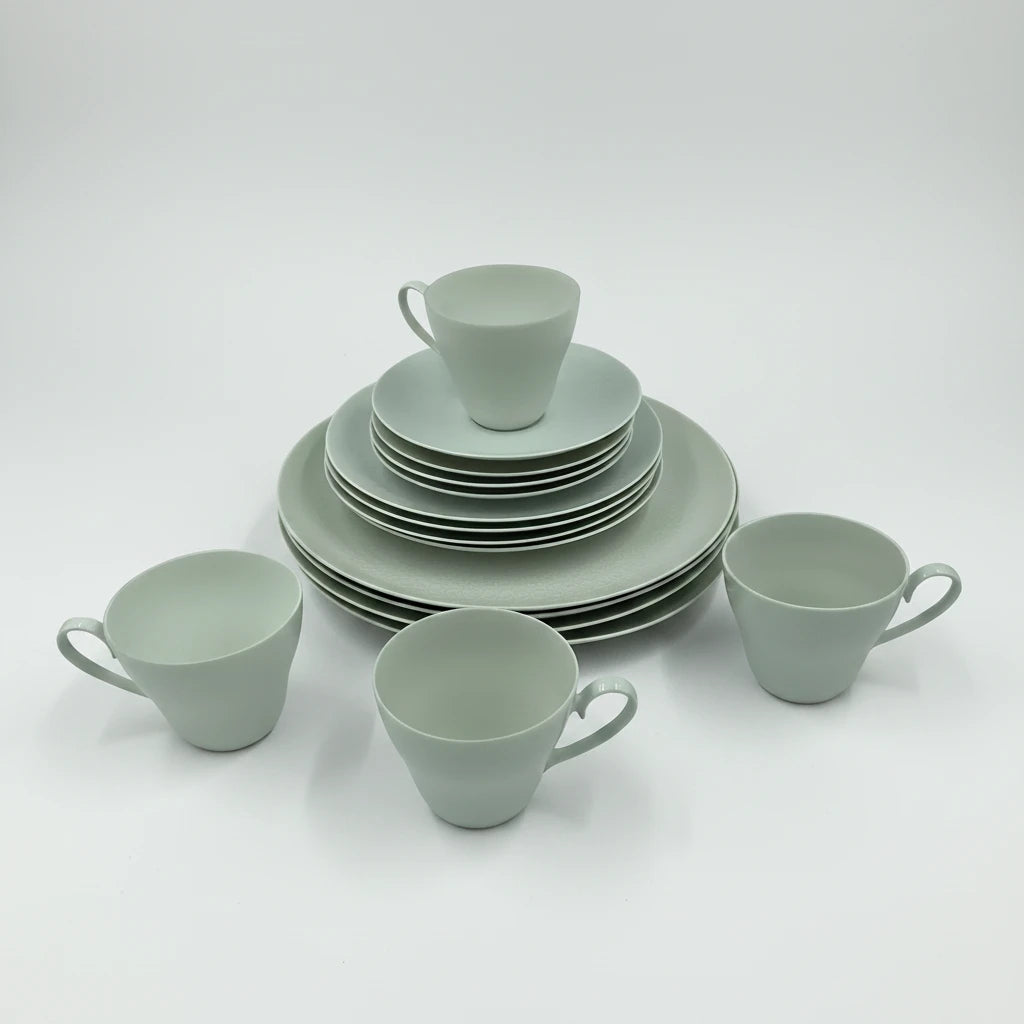 Vintage Rosenthal Germany "Motif" Porcelain Dinnerware by Bjørn Wiinblad | 16-Piece Service for Four